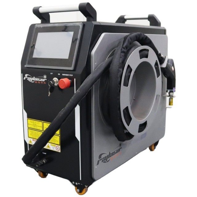 Aluminum Copper SS CS MS Fiber Laser Welder with Air-Cooling System 1500W Handheld